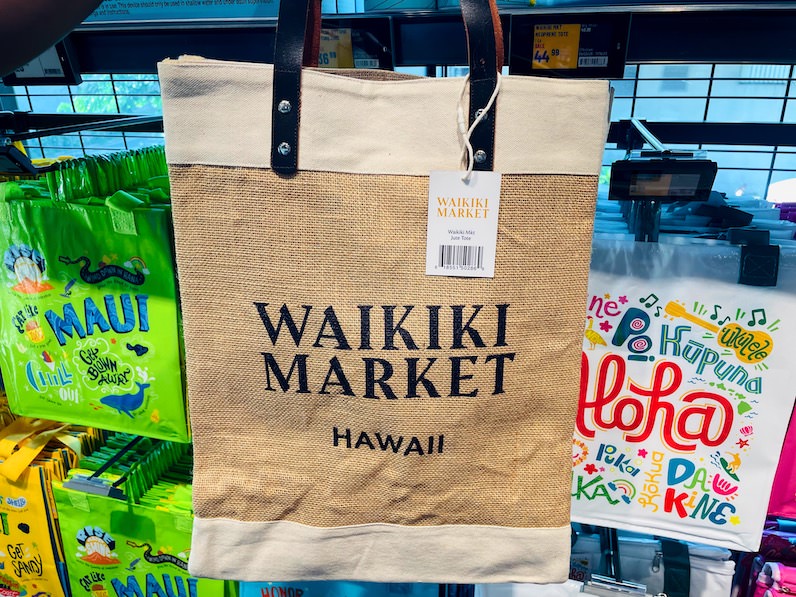 大人気ハワイ限定　日本未発売未入荷　ワイキキマーケット　保冷機能付きトートバッグ